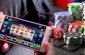The High Roller Dive into the World of Online Casinos The High Roller Dive into the World of Online Casinos